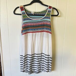 Colorful Patterned Sleeveless Top